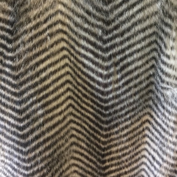 Jack by BB Dakota faux fur vest - Picture 4 of 4